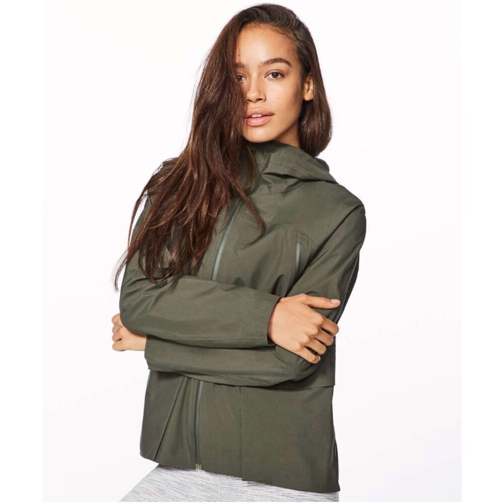 Lululemon Resist The Mist Rain Jacket Sz 6